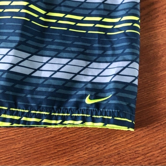 Nike blue & green swim trunks in size M - Picture 2 of 5